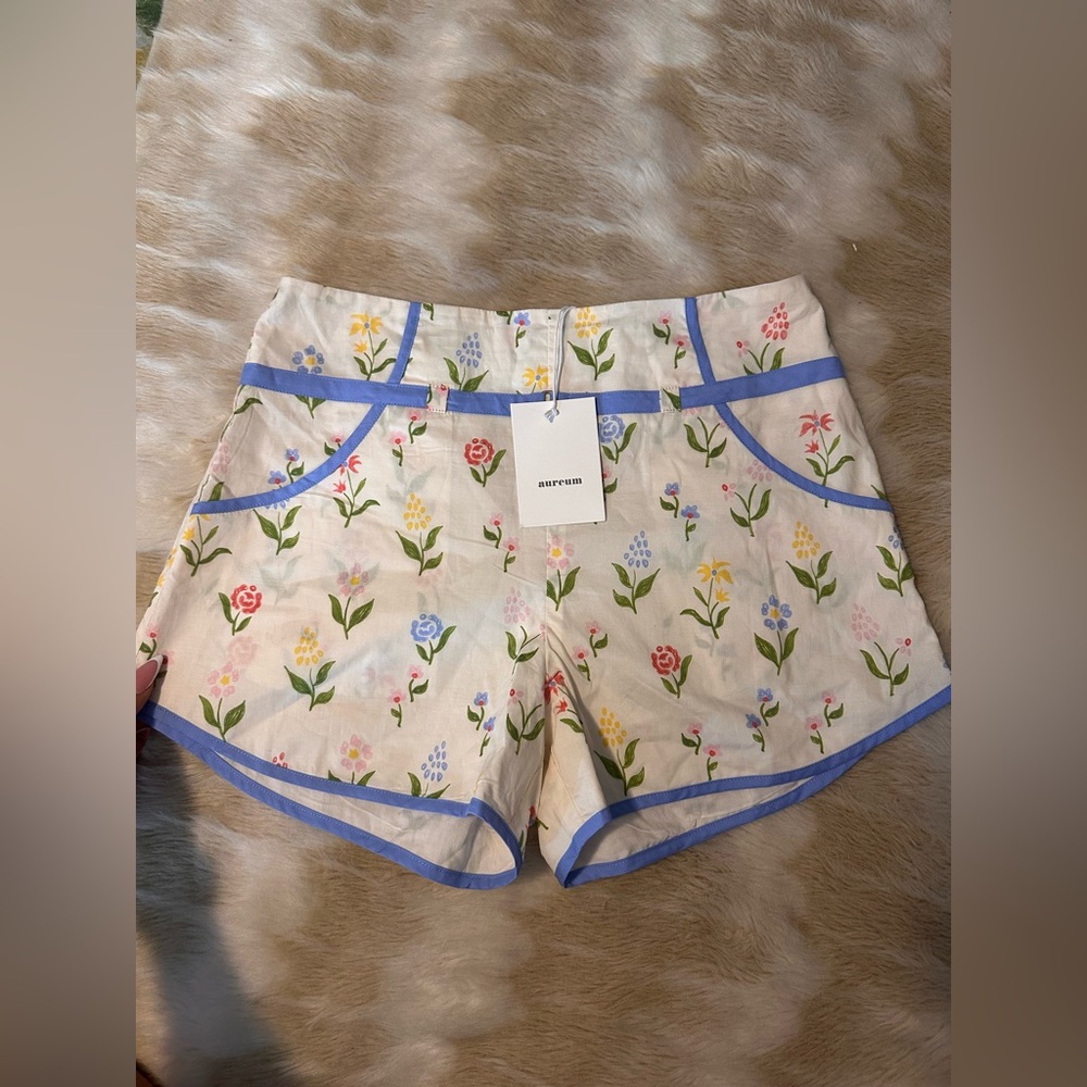 AUREUM Floral Women Shorts - Cream and Blue